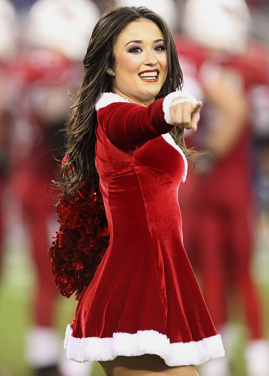 131210081550-arizona-cardinals-cheerleaders-cards-cheer-yp4-8430-single-image-cut.jpg