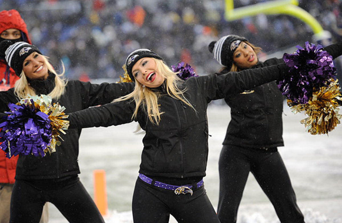 131210081553-baltimore-ravens-cheerleaders-ap335925232202-5-single-image-cut.jpg