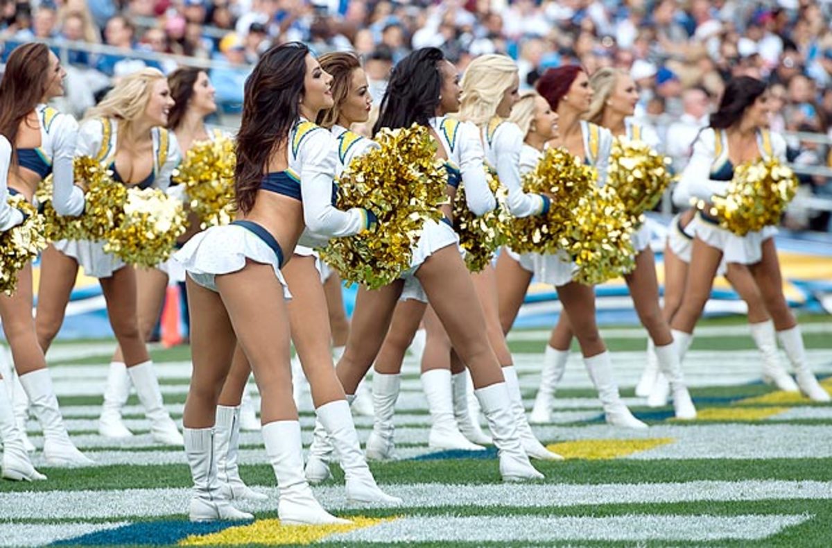 131210081754-san-diego-charger-girls-cheerleaders-25305828-single-image-cut.jpg