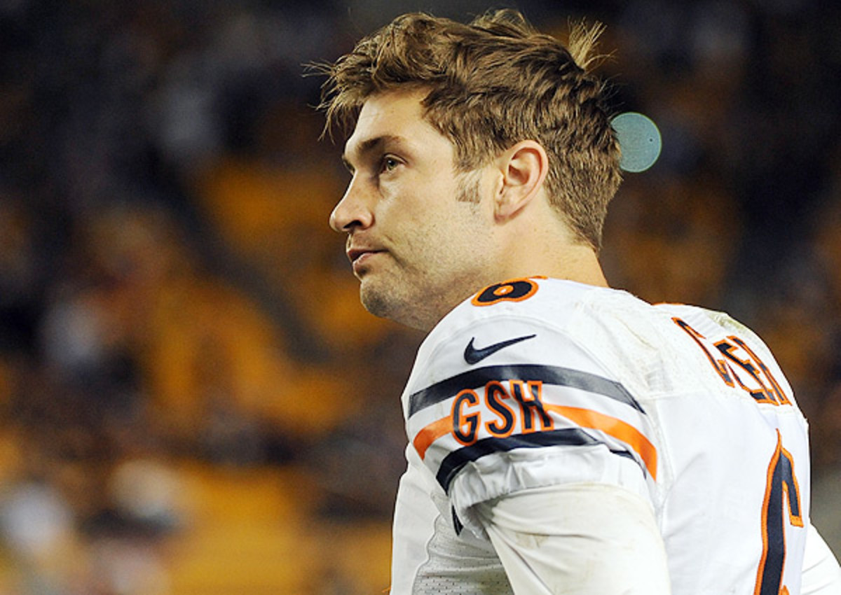 Jay Cutler was 3-of-8 for 28 yards with a pick-six prior to an injury.