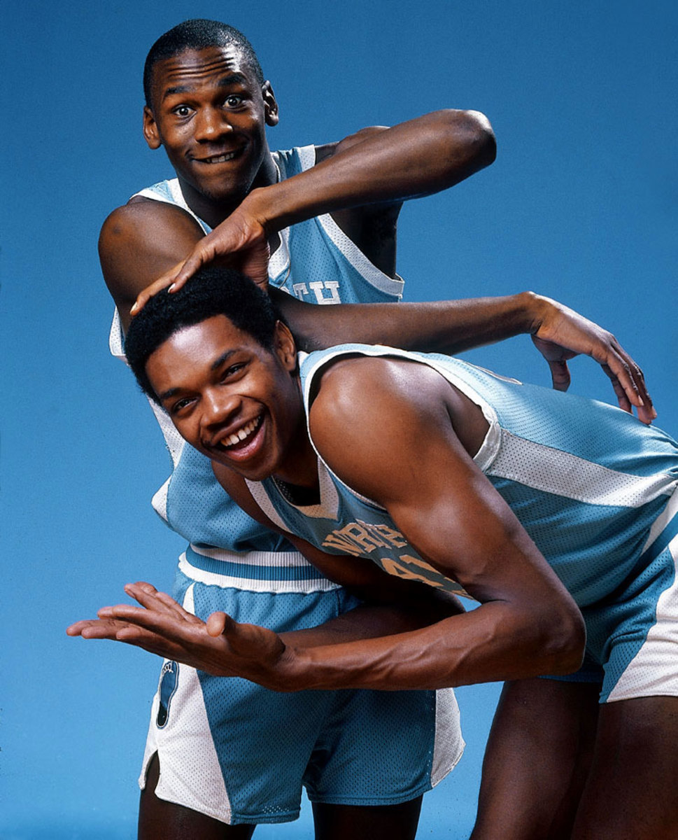 1983-Michael-Jordan-Sam-Perkins-079086388.jpg
