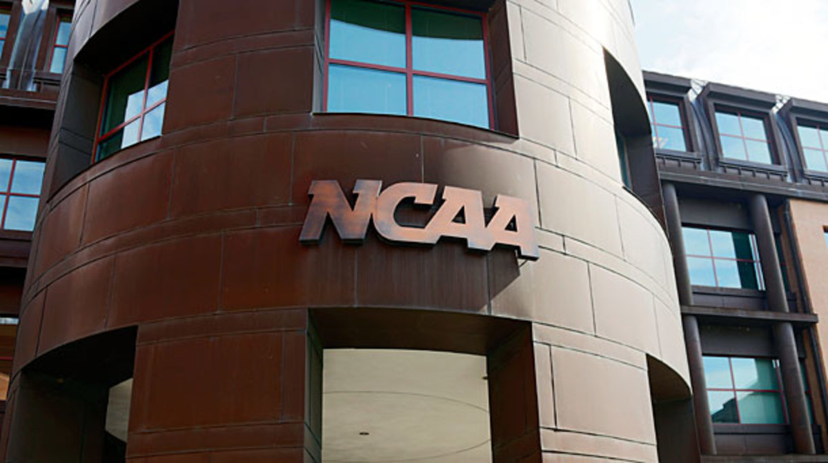 Schools are not taking advantage of the NCAA's multiyear scholarship policy, according to a report. (Joe Robbins/Getty Images)