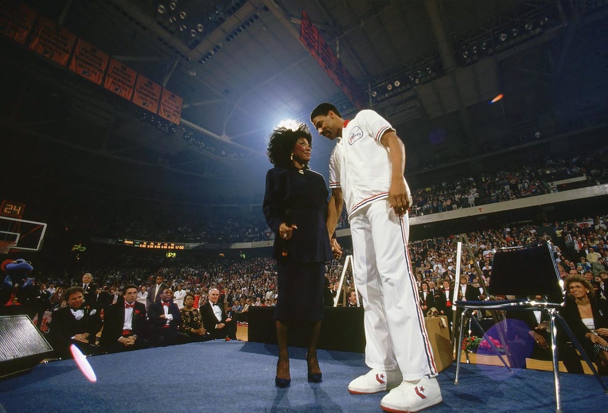 1987-Julius-Erving-Patti-LaBelle-001311266.jpg
