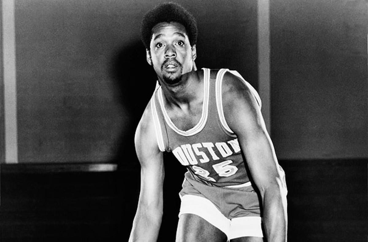 Cliff Meely played for Colorado from 1968-71, averaging 24.3 points and 12.1 rebounds, school records that still stand.