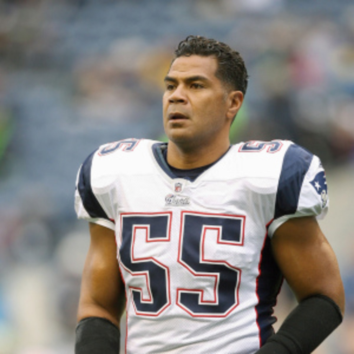 Junior Seau's family is suing the NFL in a wrongful death lawsuit. (Otto Greule Jr/Getty Images)