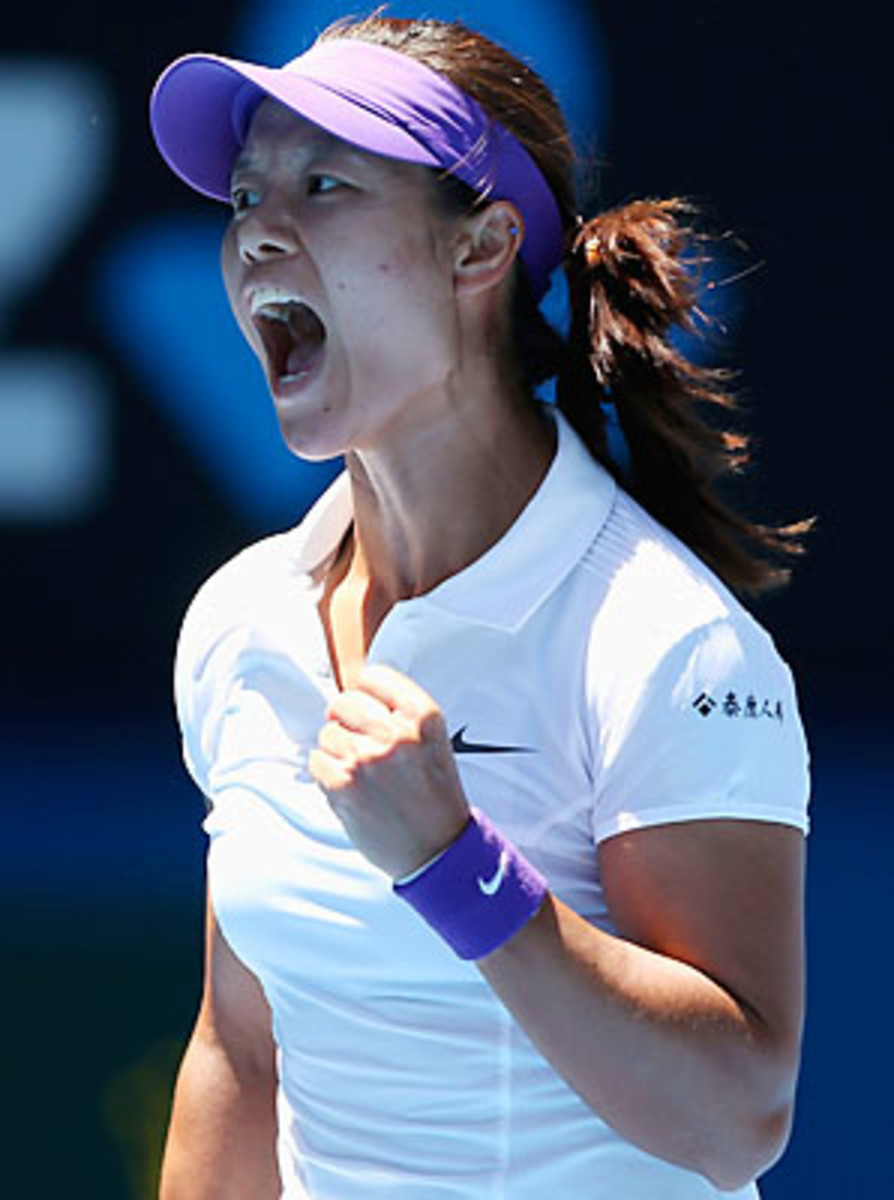 Li Na faces Maria Sharapova at Australian Open
