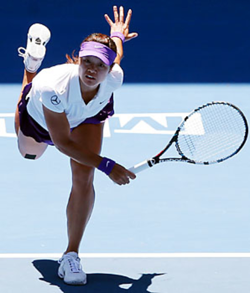 Li Na plays Maria Sharapova at Australian Open