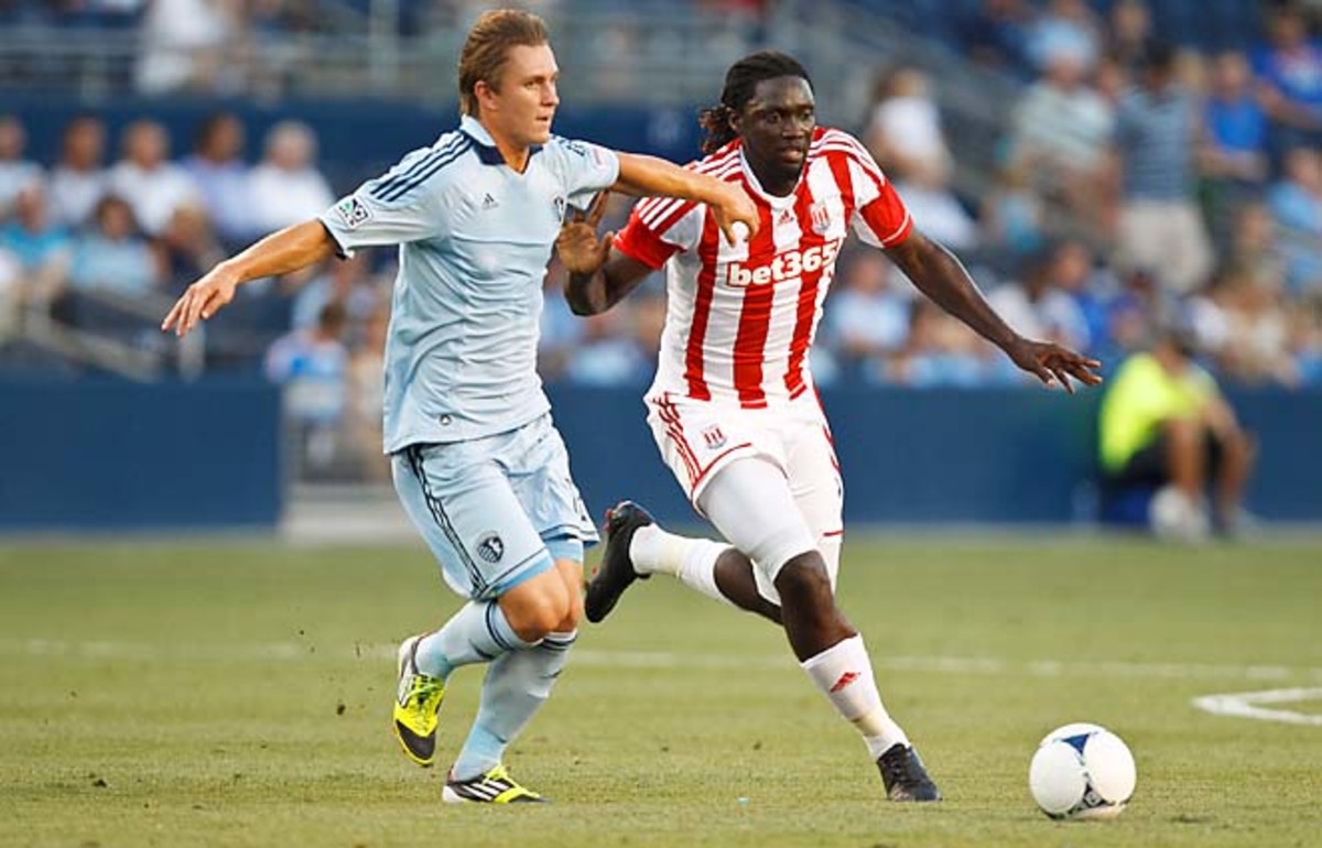 Konrad Warzycha (left) joins the Crew after a stint with Sporting Kansas City.