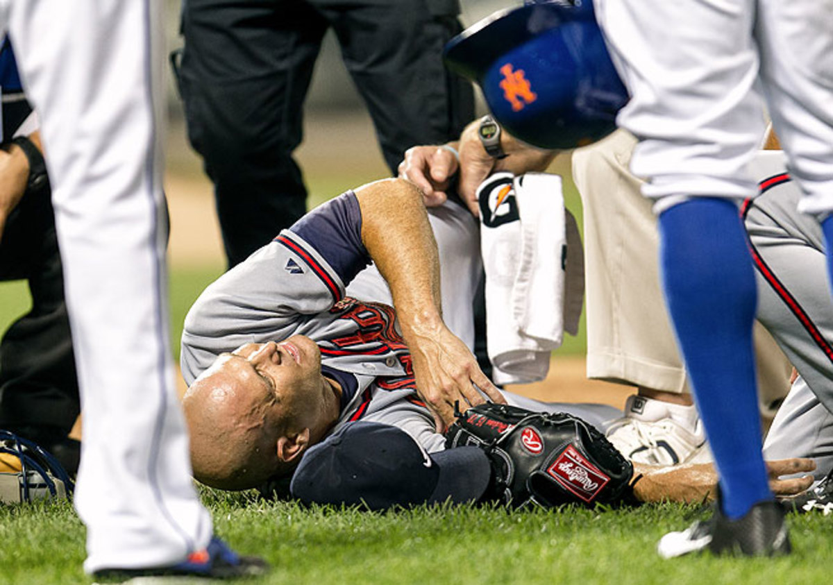 Injured Tim Hudson wants to return to the Braves next season