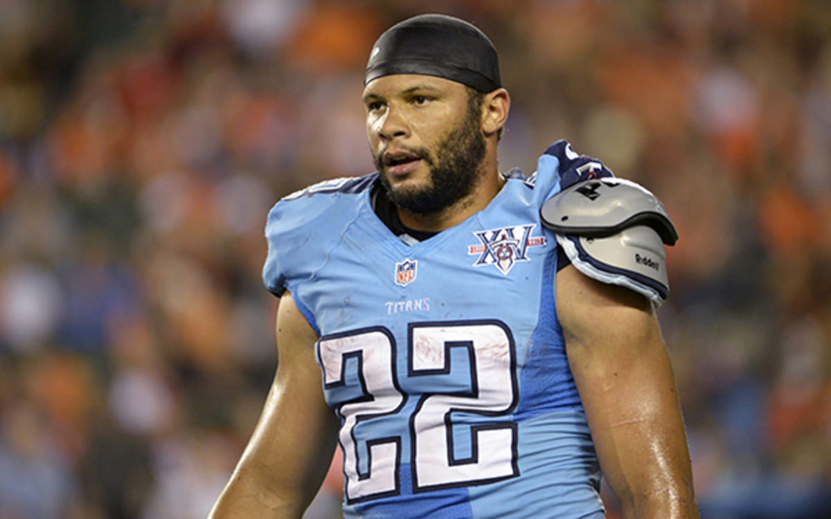 Titans RB Jackie Battle was fined for using the crown of his helmet in a game. (AP Photo/Michael Keating)