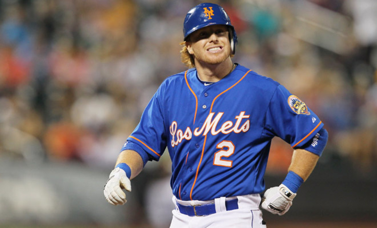 Mets' Justin Turner sprains right ankle - Sports Illustrated