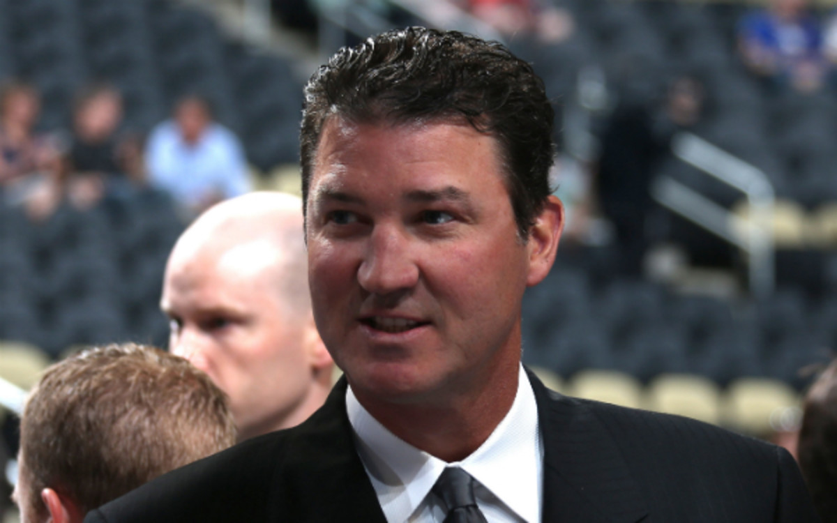 Mario Lemieux is reportedly looking for someone to blame after the Penguins' early playoff exit. (Bruce Bennett/Getty Images)