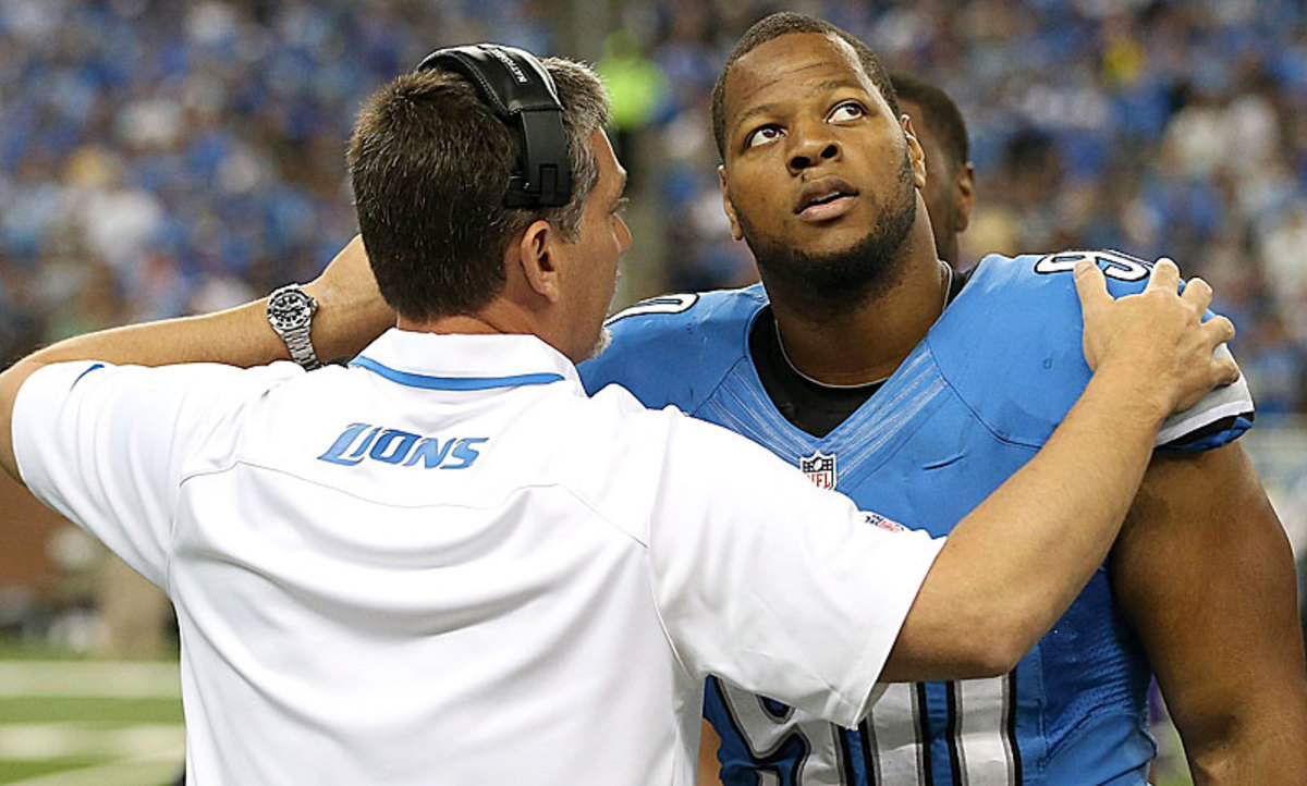 Jim Schwartz needs to get Ndamukong Suh and the rest of the Lions in line, or his job can be in danger this offseason.
