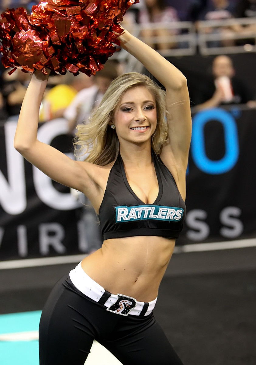 cheerleader of the week