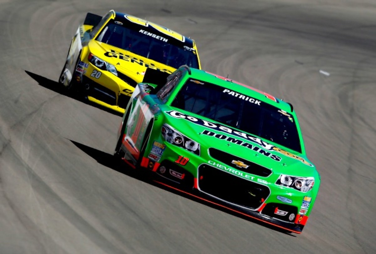 Look for a thrilling late duel to the checkers from Danica Patrick and Matt Kenseth at Daytona.