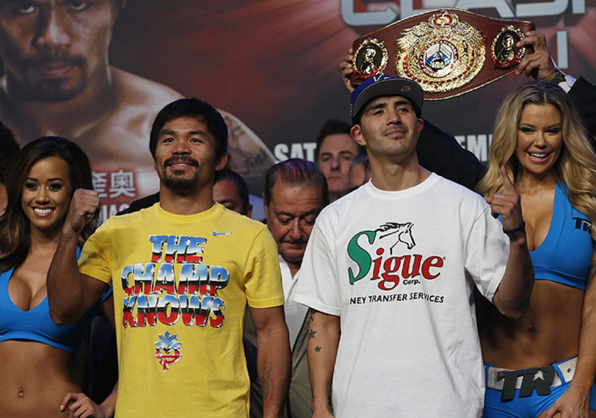 Manny Pacquiao (left) will attempt to defeat Brandon Rios and come back from a loss in his last fight.