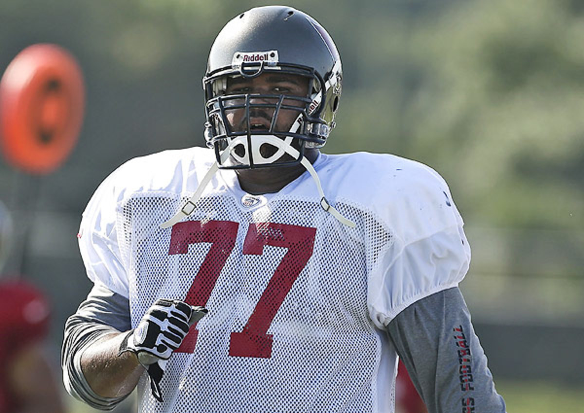 Carl Nicks is one of two Buccaneers players recently diagnosed with staph infections. (Chris O'Meara/AP)