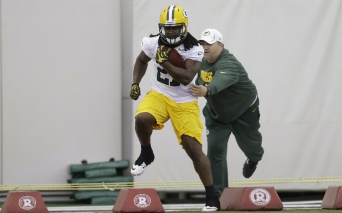 Rookie running back Eddie Lacy needs to step up. (Mike McGinnis/Getty Images)