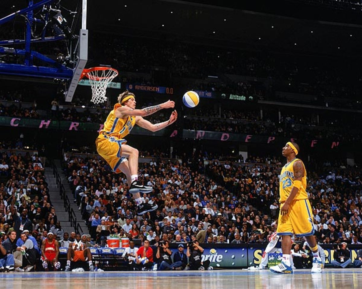 Chris Andersen made a mess of the 2005 Slam Dunk Contest. (Andrew D. Bernstein/NBAE via Getty Images)
