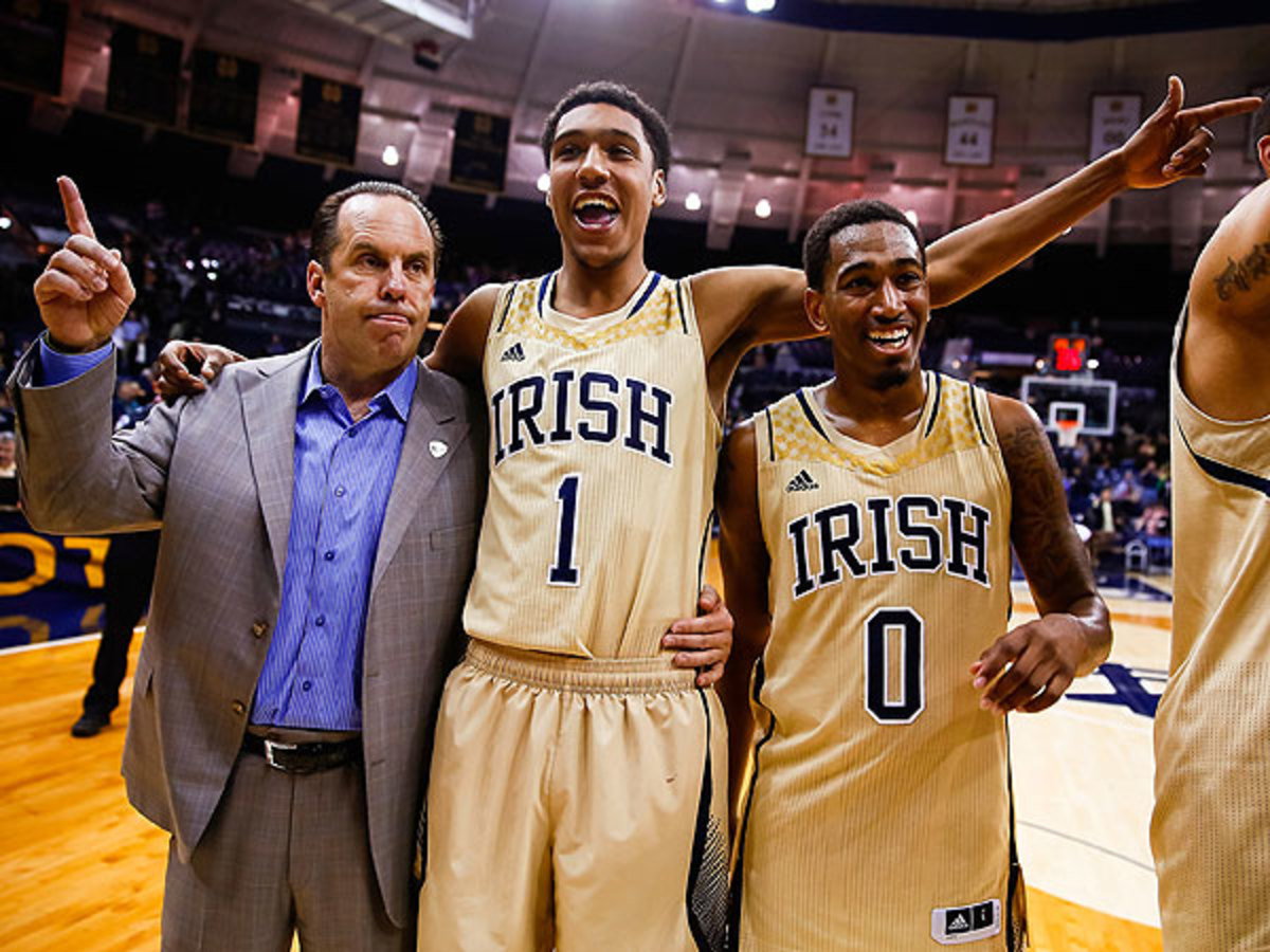 An announcement about Notre Dame's jump to the ACC is expected after Tuesday's conference call. (Michael Hickey/Getty Images)