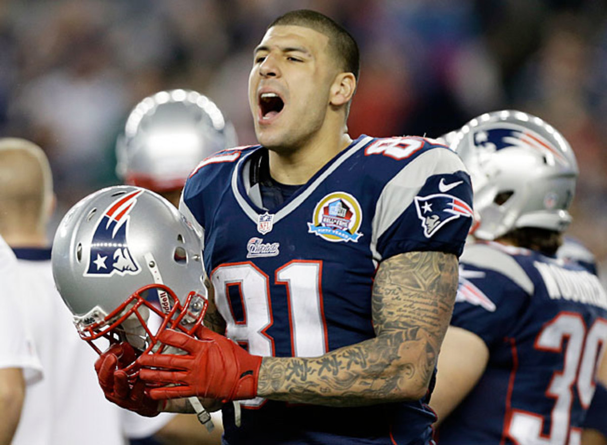 State police returned to the home of Patriots' tight end Aaron Hernandez on Wednesday.
