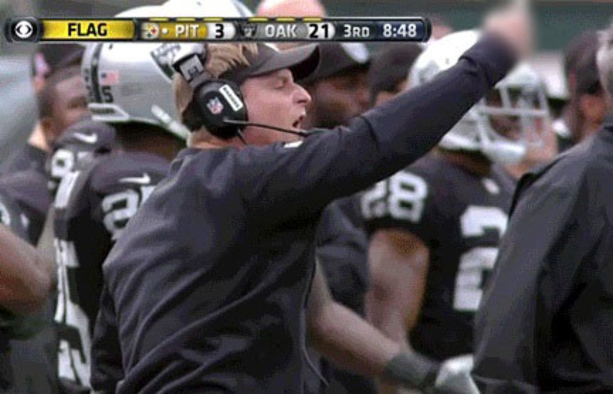 raiders-coach