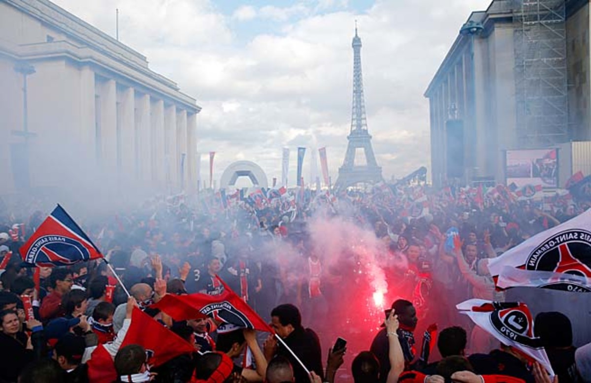 PSG City Hall celebrations canceled after fan violence  Sports Illustrated