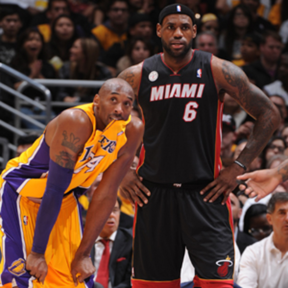 LeBron James picks Kobe Bryant as teammate in 2-on-2 vs. Michael