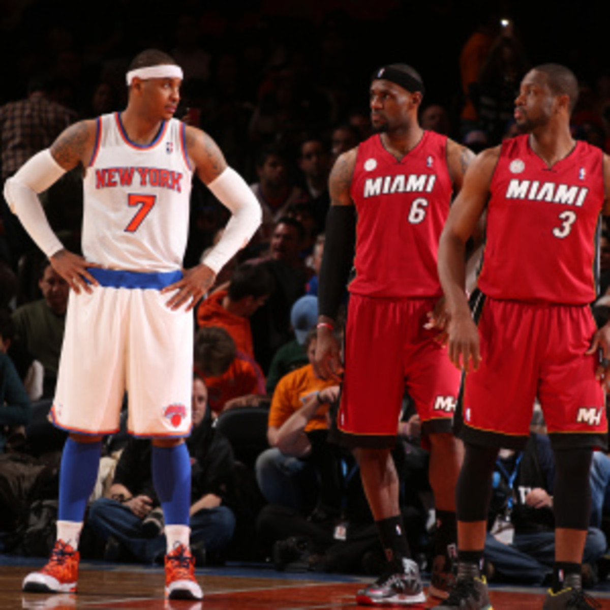Carmelo Anthony is day-to-day with his right knee injury. (Nathaniel S. Butler/Getty Images)