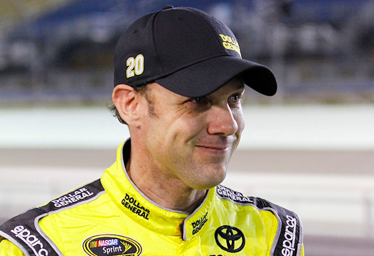 Kenseth won the pole at Homestead a week after finishing 23rd out of 28 drivers in Phoenix.