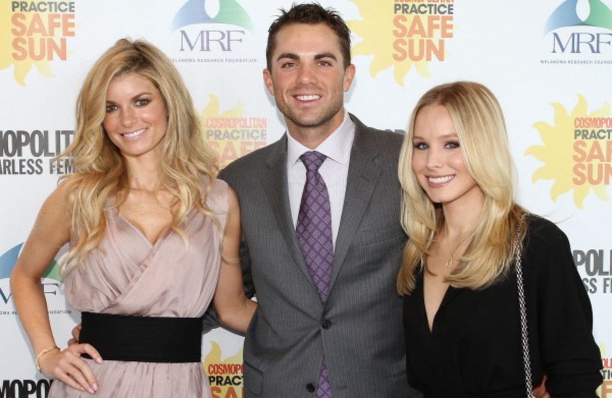David Wright holds hi own with model Marisa Miller and actress Kristen Bell. (Jerritt Clark/Getty Images)