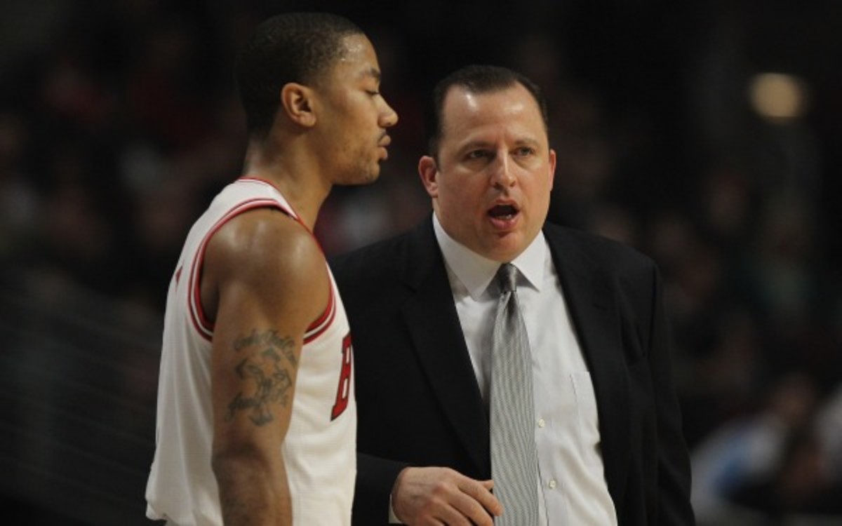 Tom Thibodeau plans to use Derrick Rose regularly in the preseason. (Jonathan Daniel/Getty Images)