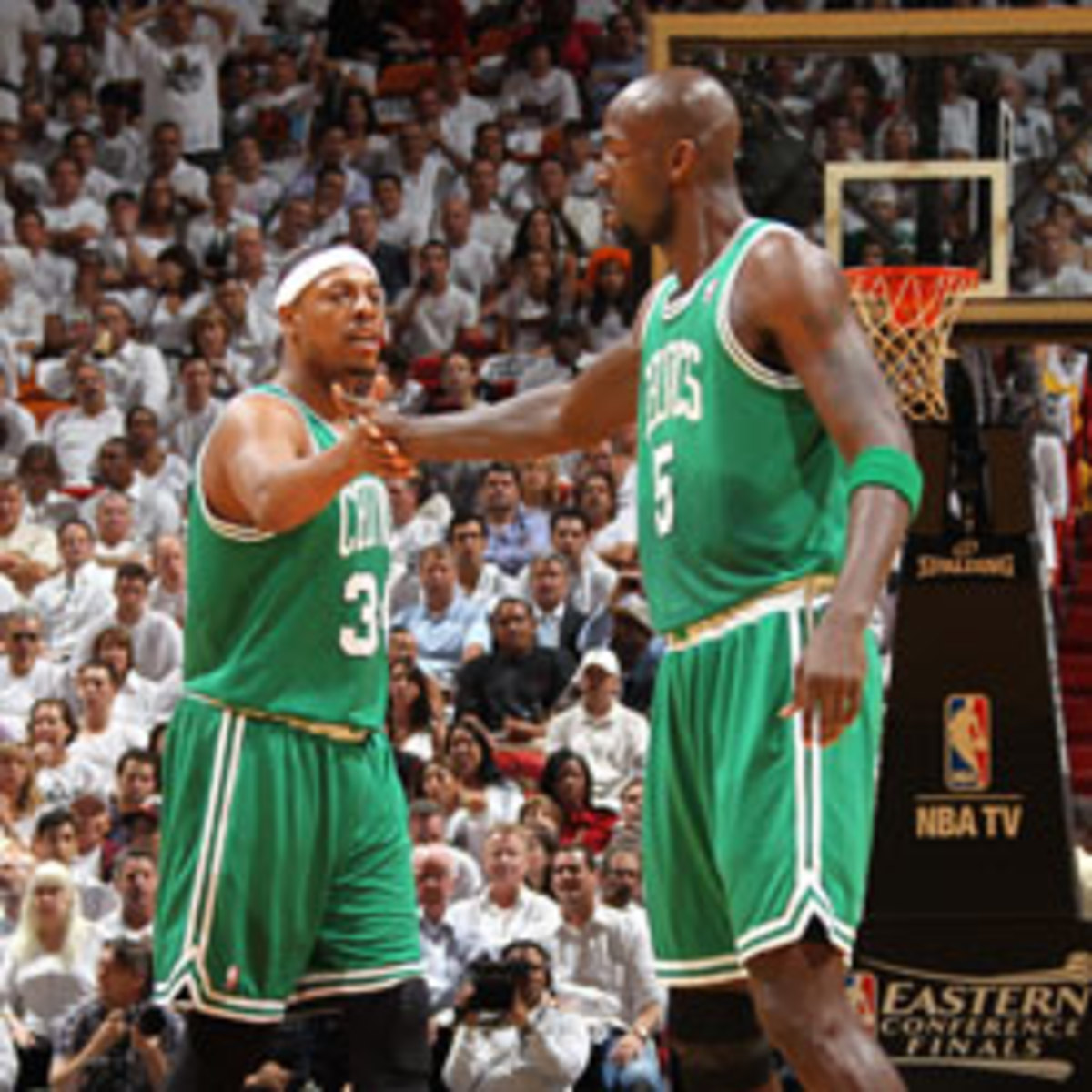 Paul Pierce and Kevin Garnett