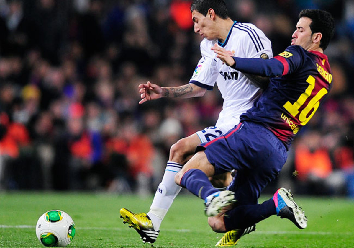 Barcelona renews Sergio Busquets' contract through 2018 Sports