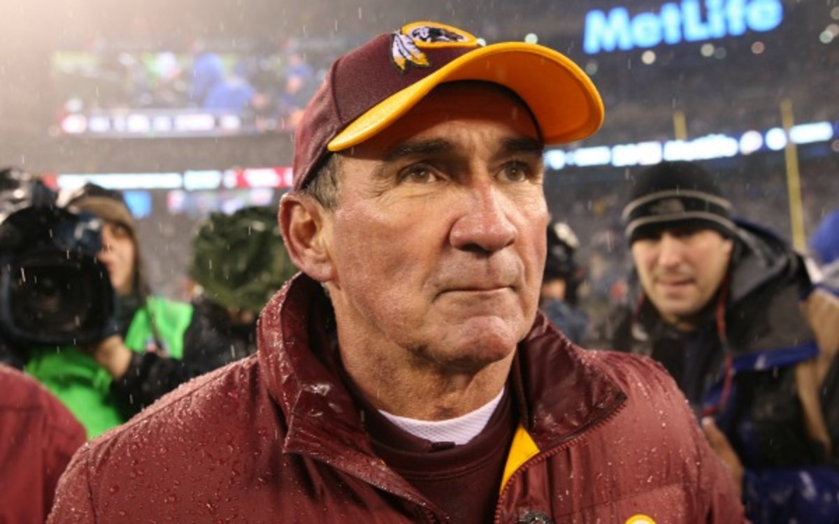 After a 3-13 finish to the season, Mike Shanahan has been fired. (AP Images)