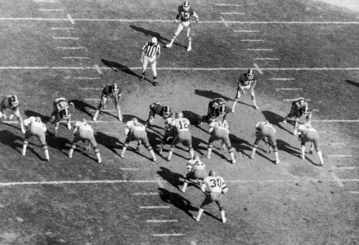 Rare Photos from the 1975 NFL Season Sports Illustrated