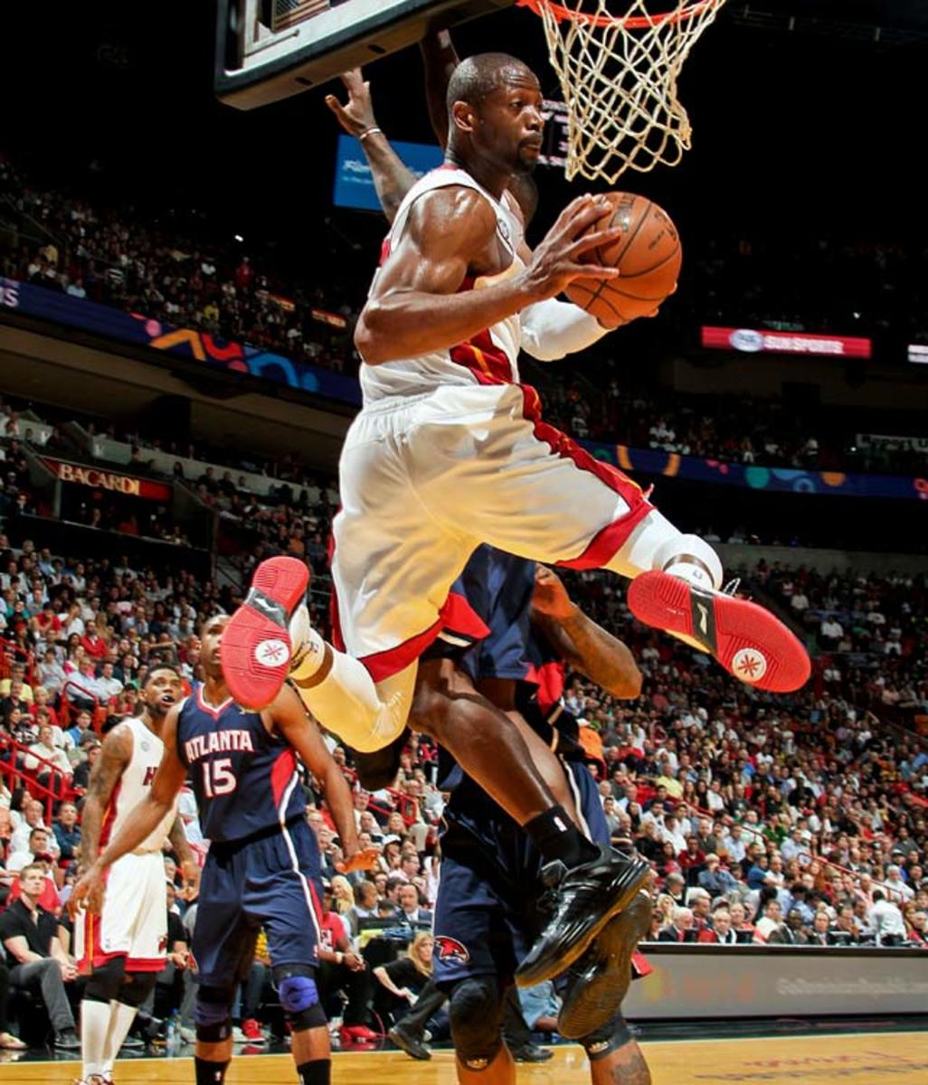 Heat 98, Hawks 81