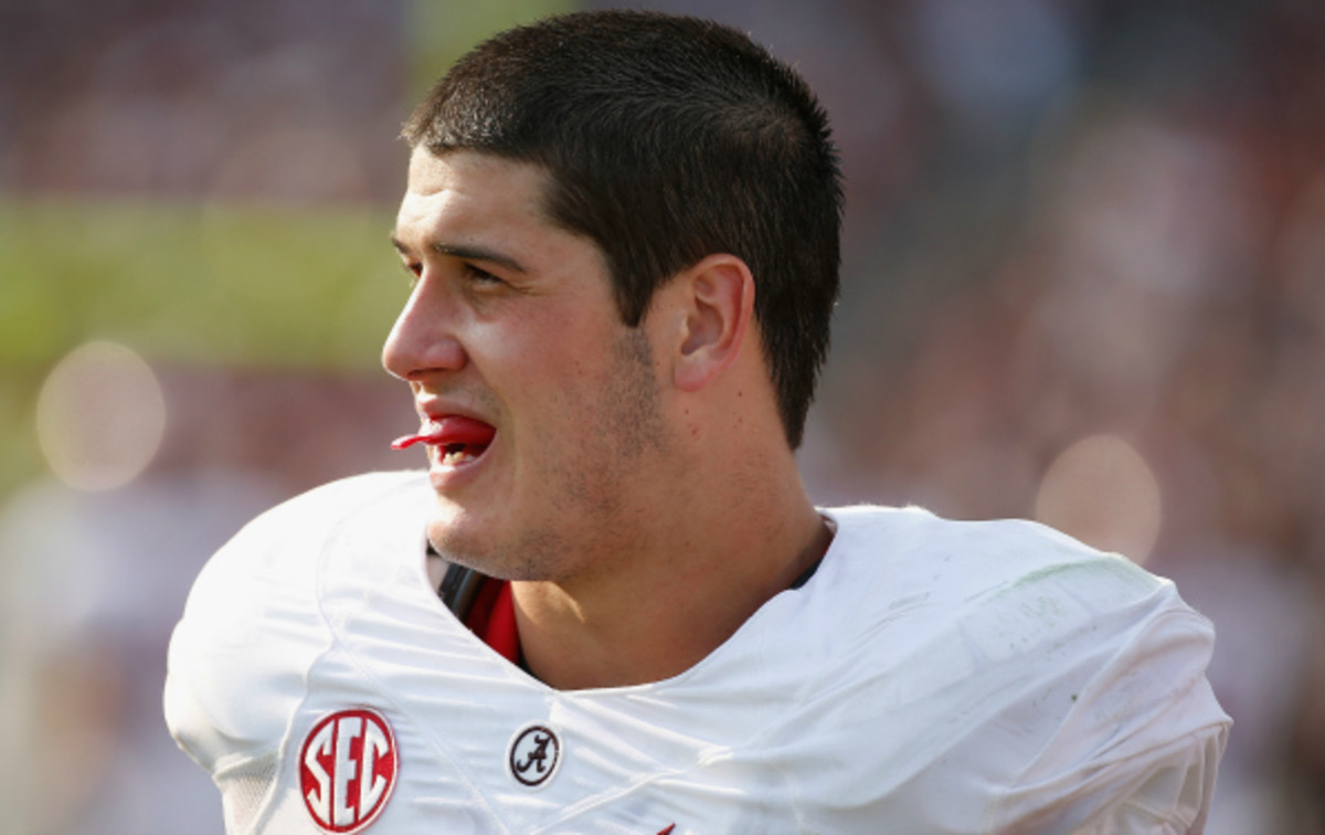 A knee injury will kepp Crimson Tide safety Vinnie sunseri out for the rest of the season.