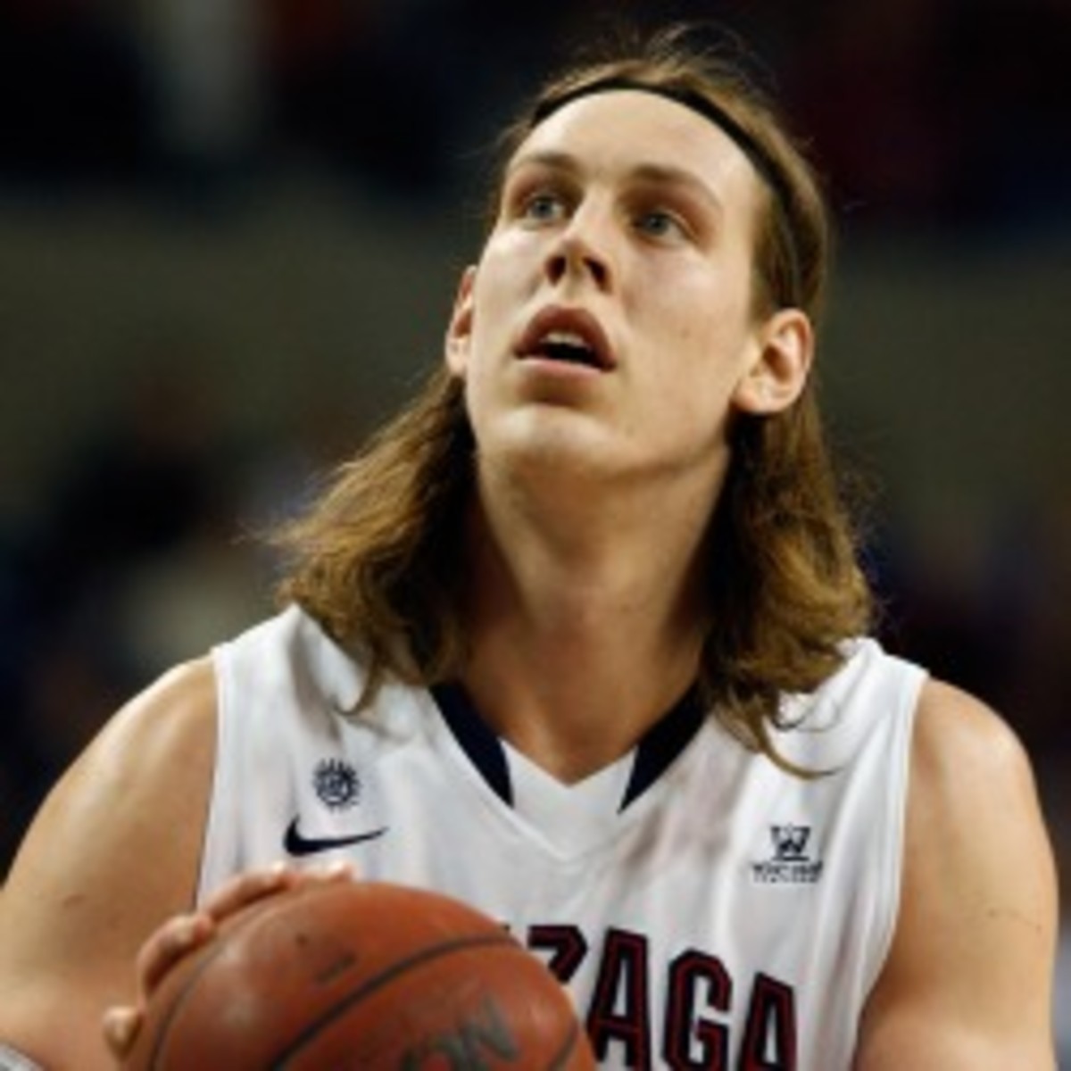 Gonzaga forward Kelly Olynyk will reportedly enter the NBA Draft. (William Mancebo/Getty Images)