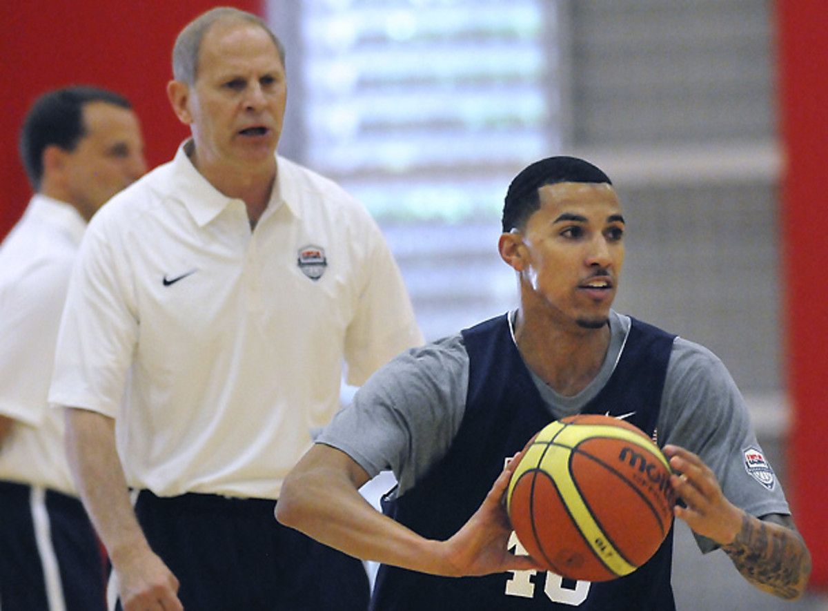 U.S. assistant coach John Beilein instructs  guard Kendall Williams during World University Games workouts on Tuesday. [Jim Thompson/ZUMAPRESS.com] 