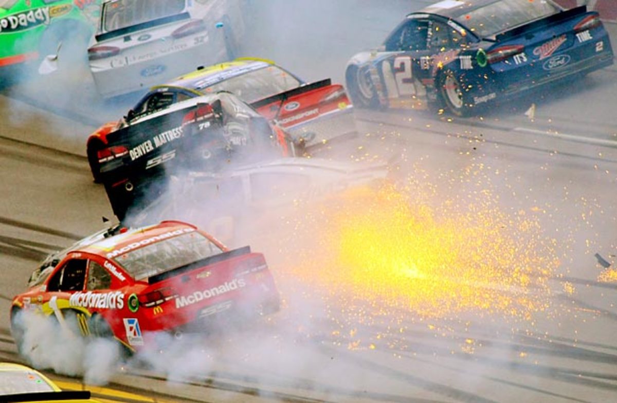 131219105340-kurt-busch-050613-single-image-cut.jpg