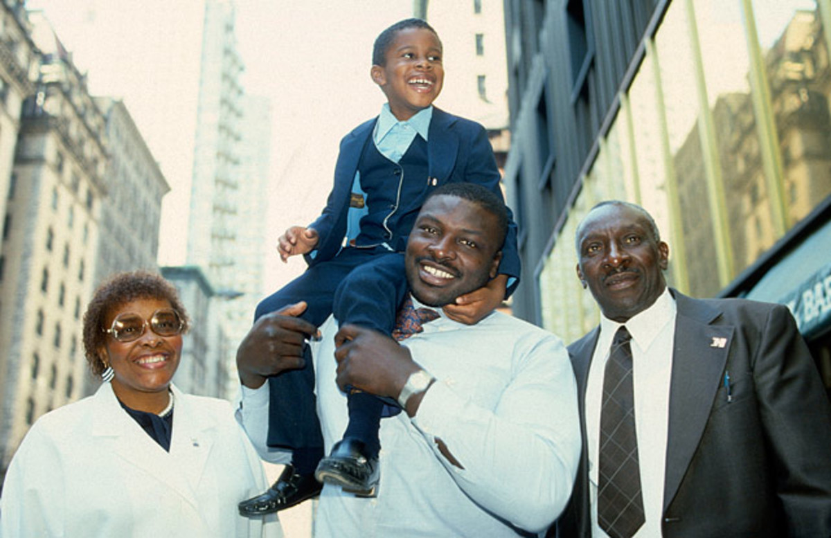 Bruce Smith with family