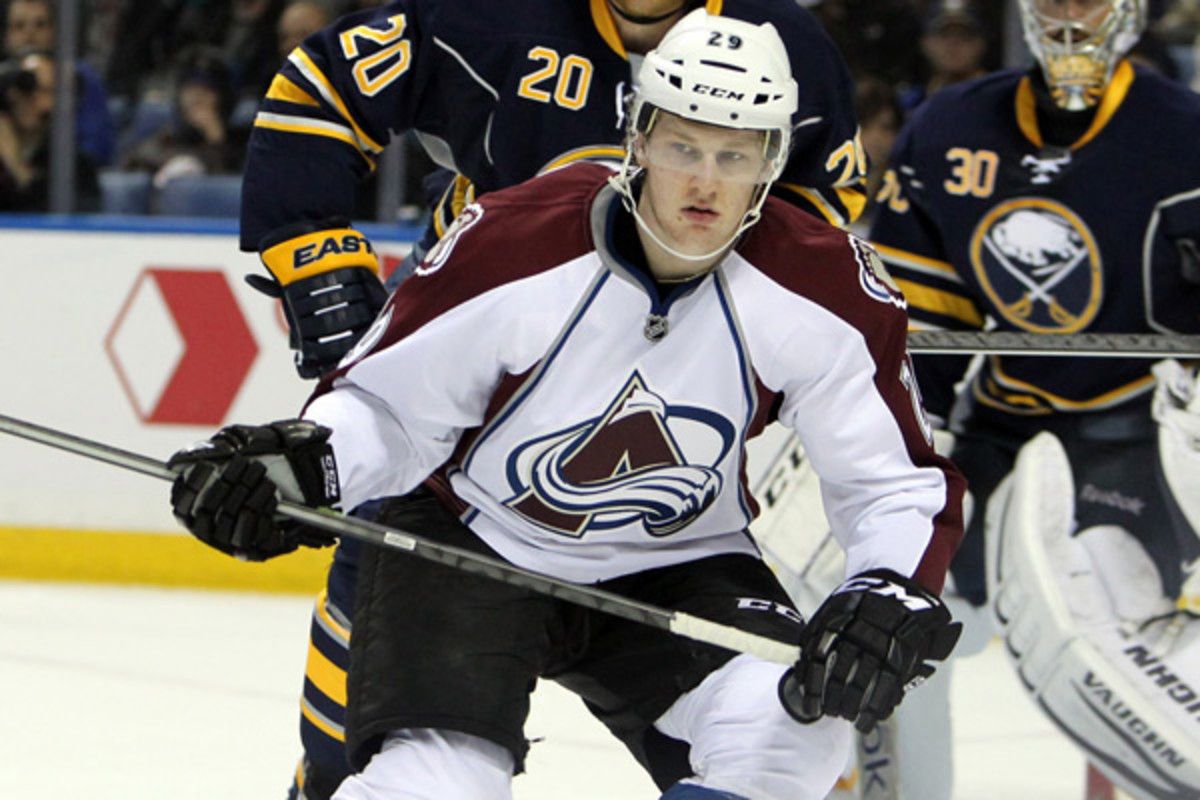 Colorado Avalanche forward Nathan MacKinnon's freshman season is off to an excellent start, and he'll get a chance to learn from Sidney Crosby and the Pittsburgh Penguins on Monday night.