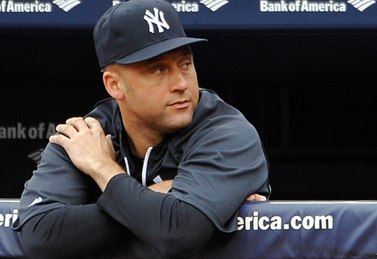 Derek Jeter has boot removed from ankle, plays catch - Sports Illustrated