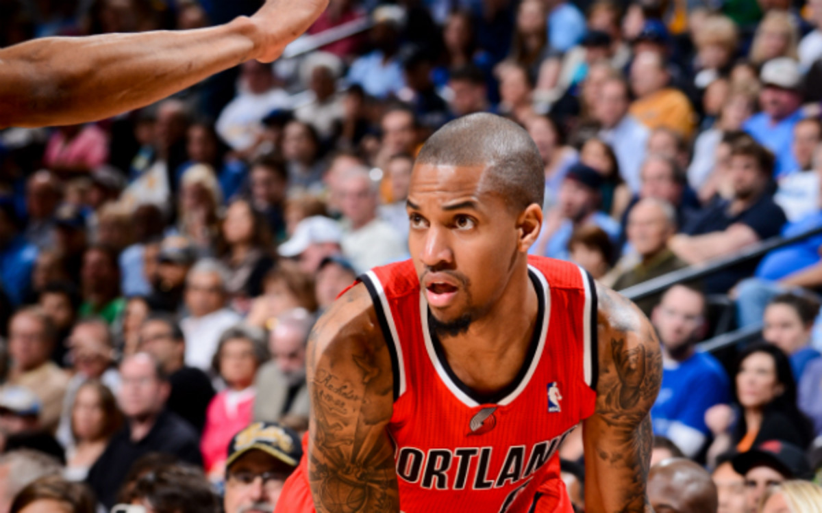 Free agent point guard Eric Maynor and the Wizards have agreed to a multi-year contract. (Garrett Ellwood/Getty Images)