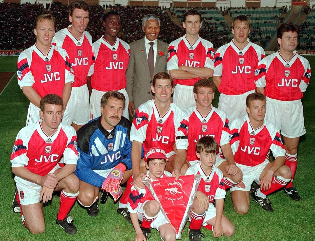1993-Nelson-Mandela-Arsenal.jpg