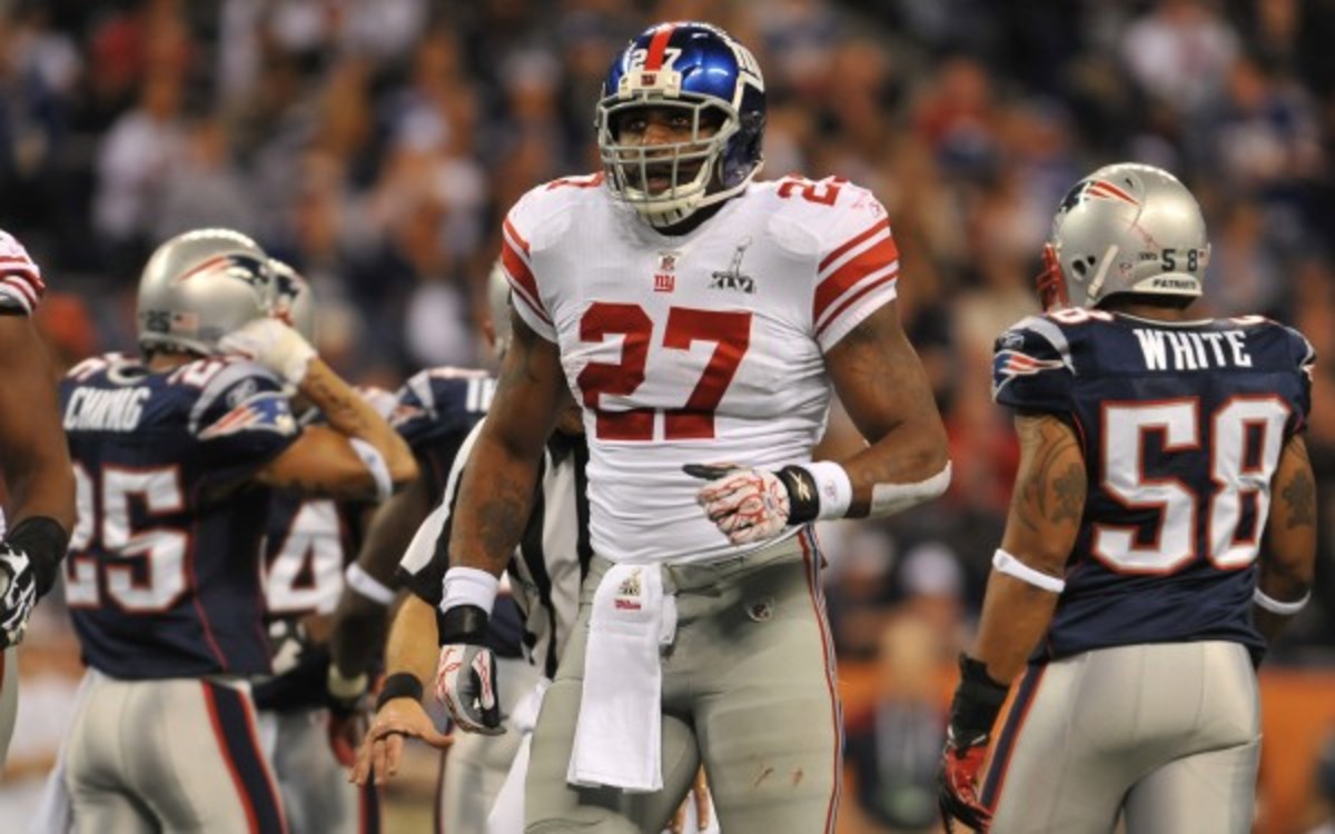 Brandon Jacobs has re-signed with the New York Giants. (Larry French/Getty Images)