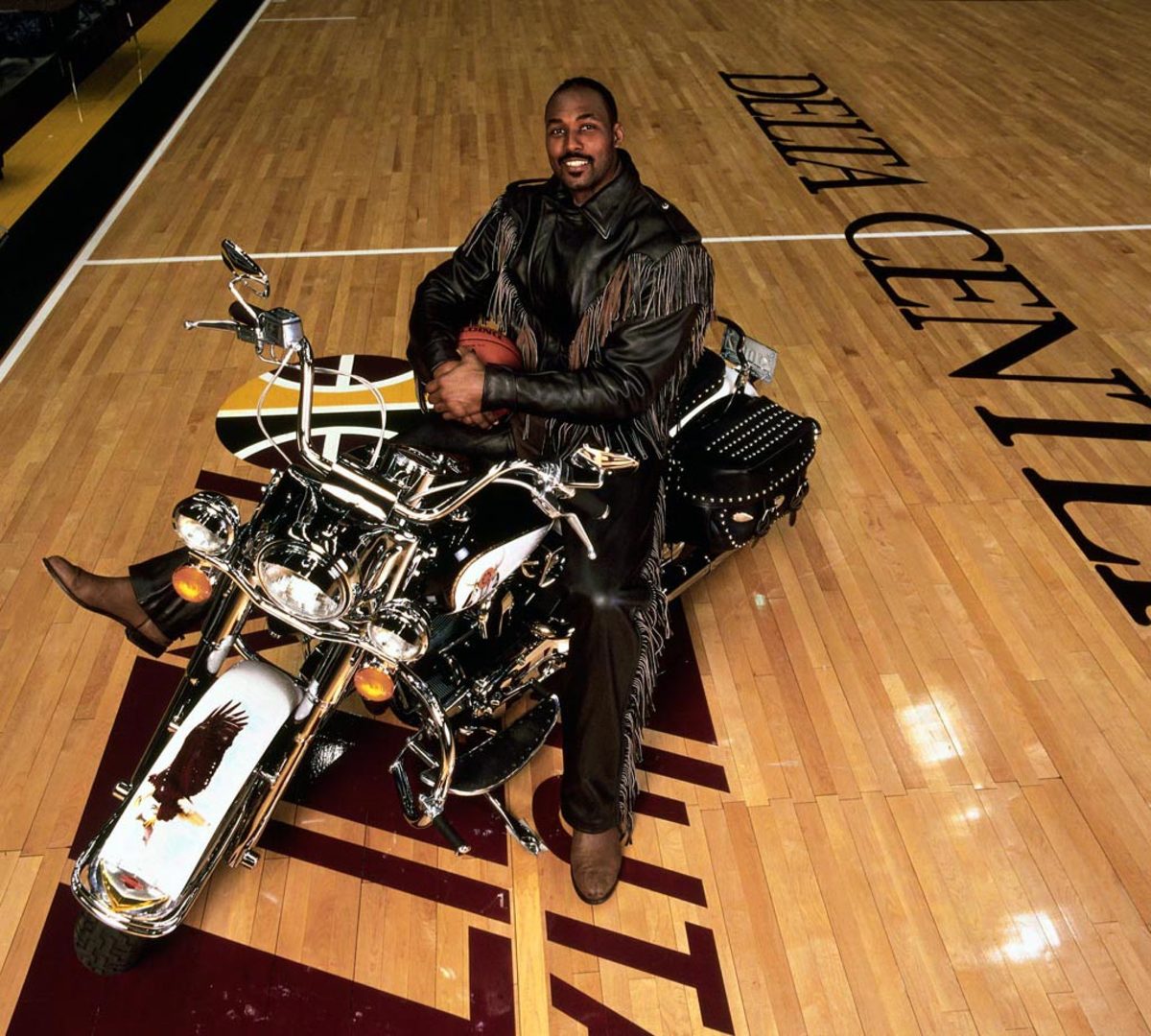 1997-Karl-Malone-motorcycle-2_0.jpg
