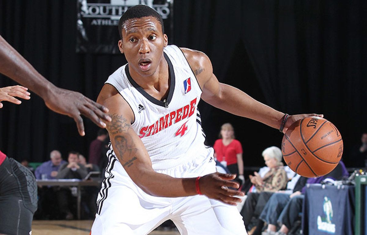 130110110023-nolan-smith-blazers-single-image-cut.jpg