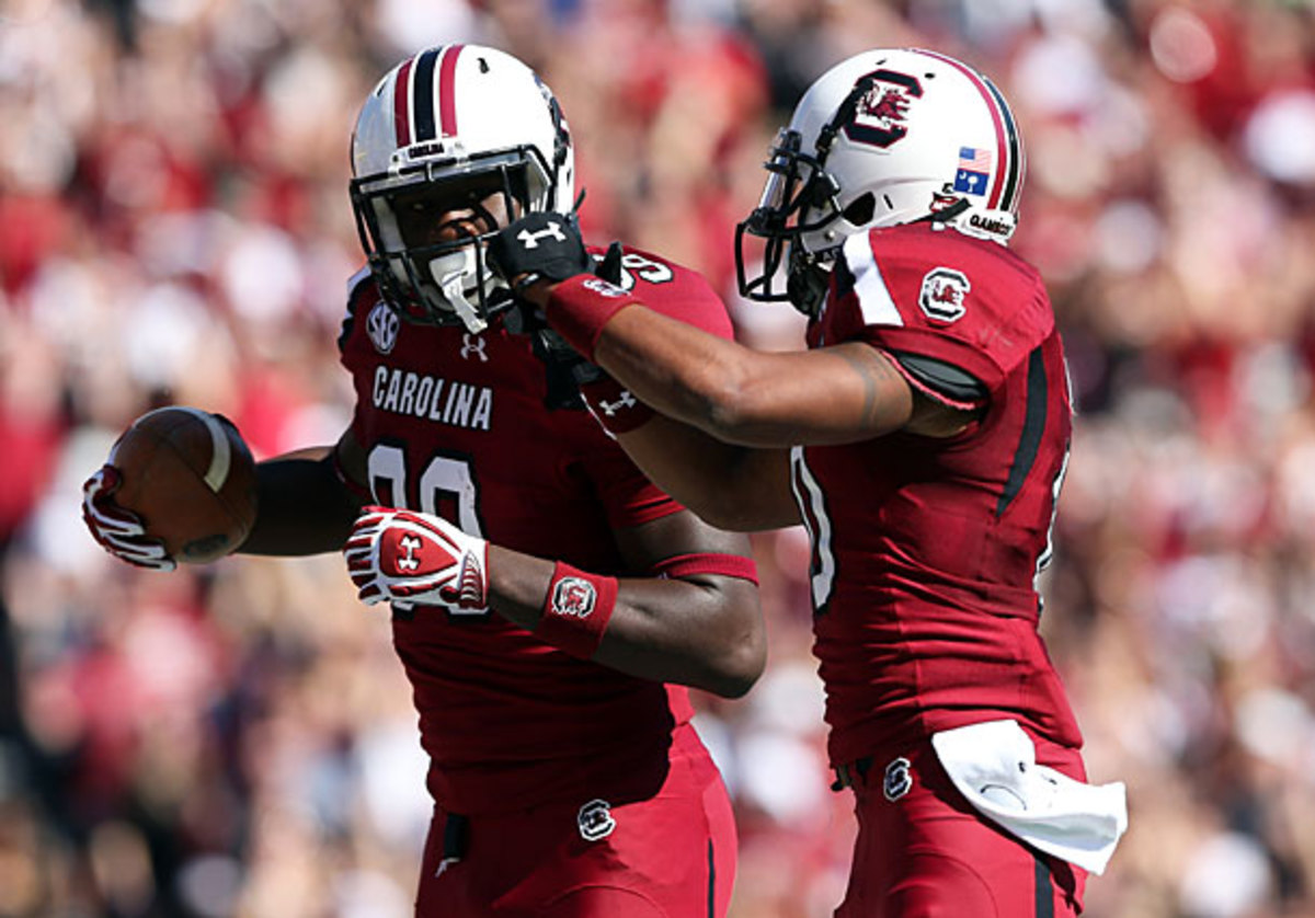 South Carolina will meet UNC in Charlotte to kick off the 2015 season. (Streeter Lecka/Getty Images)